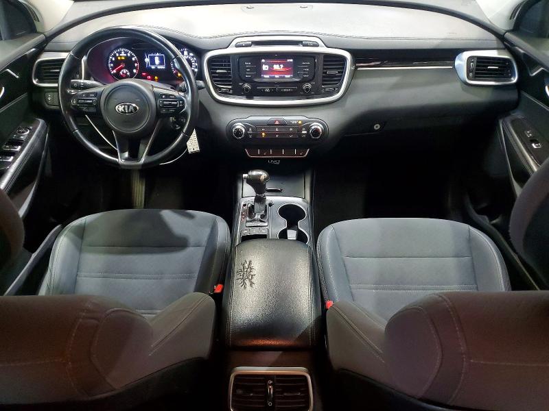 2016 Kia Sorento VIN 5XYPGDA52GG089912 COPART salvage auction — MINOR DENT/SCRATCHES, MT - CERTIFICATE OF TITLE (P), sold $3,500 on 2026-07-27 (photo 8)