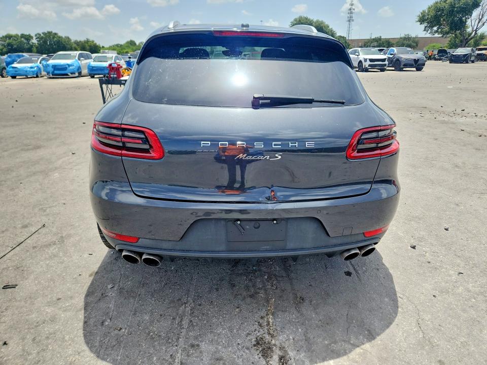 2017 Porsche Macan VIN WP1AB2A51HLB14120 COPART salvage auction — MINOR DENT/SCRATCHES, Fl - Certificate Of Title, sold $11,400 on 2026-07-28 (photo 6)
