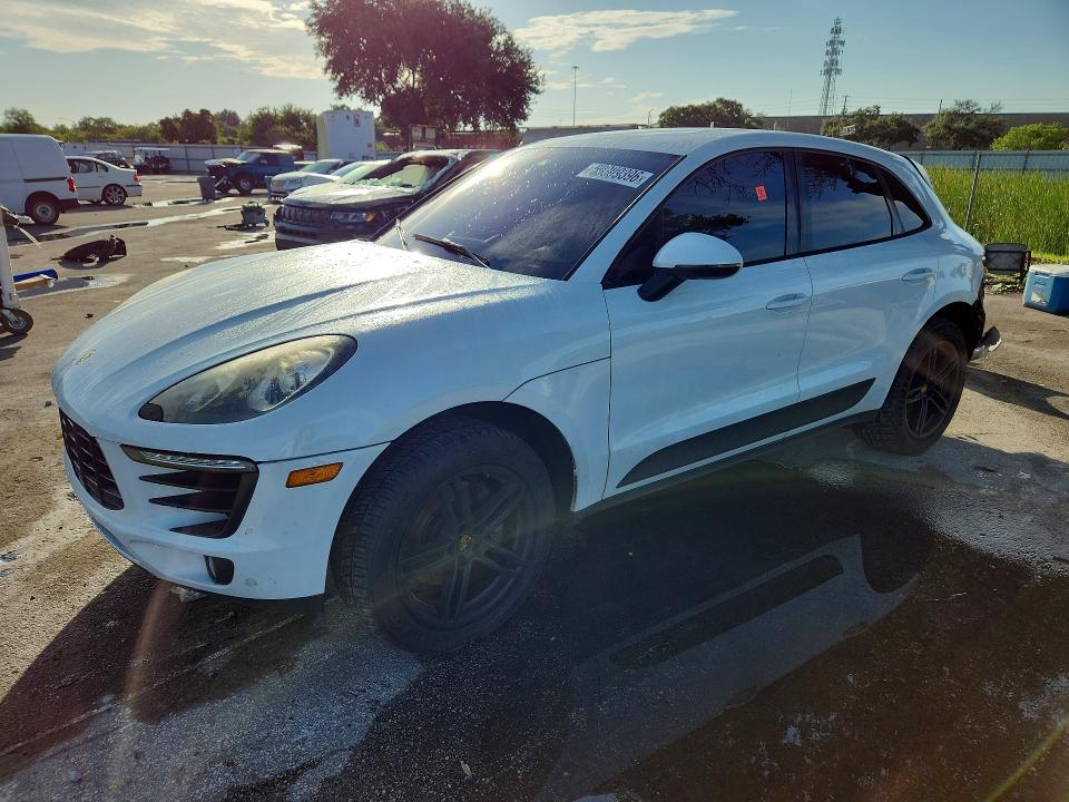 2018 Porsche Macan VIN WP1AA2A50JLB07815 COPART salvage auction — REAR END, Fl - Cert Of Title Slvg Rebuildable, sold $5,500 on 2026-08-18 (photo 1)