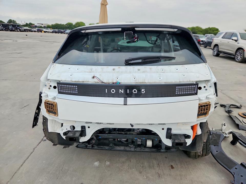 2025 Hyundai Ioniq 5 VIN 7YAKN4DA7SY029416 COPART salvage auction — STRIPPED, Tx - Nonrepairable Title, sold $175 on 2026-07-30 (photo 6)
