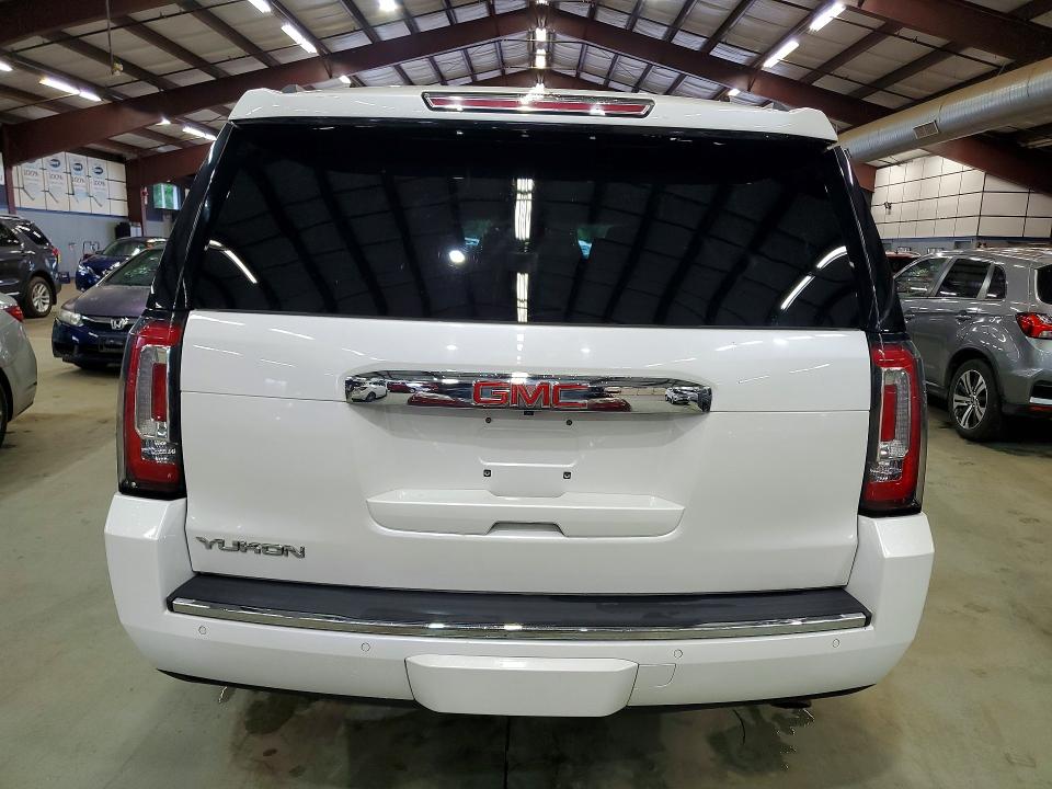 2016 Gmc Yukon xl VIN 1GKS2HKJ6GR253860 COPART salvage auction — MINOR DENT/SCRATCHES, NH - CERTIFICATE OF TITLE, sold $12,000 on 2026-08-17 (photo 6)