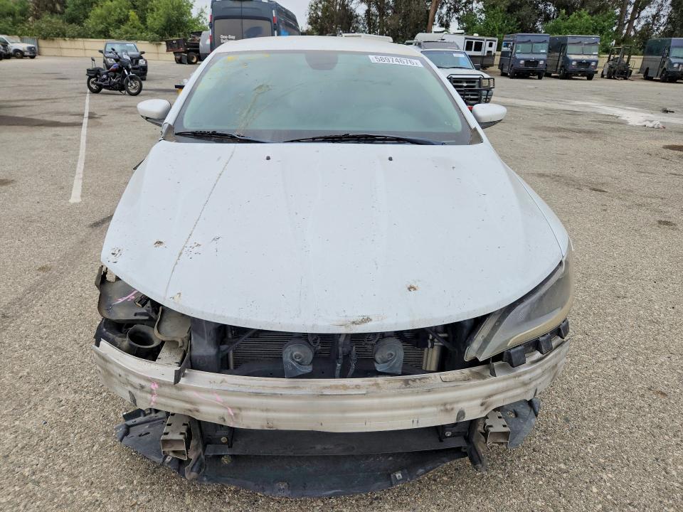 2015 Chrysler 200 VIN 1C3CCCAB6FN691833 COPART salvage auction — FRONT END, CA - SALVAGE CERTIFICATE, sold $400 on 2026-07-31 (photo 5)