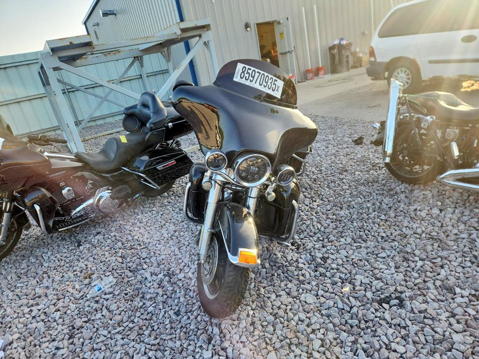 2001 Harley-davidson Flhtpi VIN 1HD1FMW111Y615930 COPART salvage auction — MINOR DENT/SCRATCHES, Wi - Certificate Of Title, sold $600 on 2026-07-27 (photo 2)