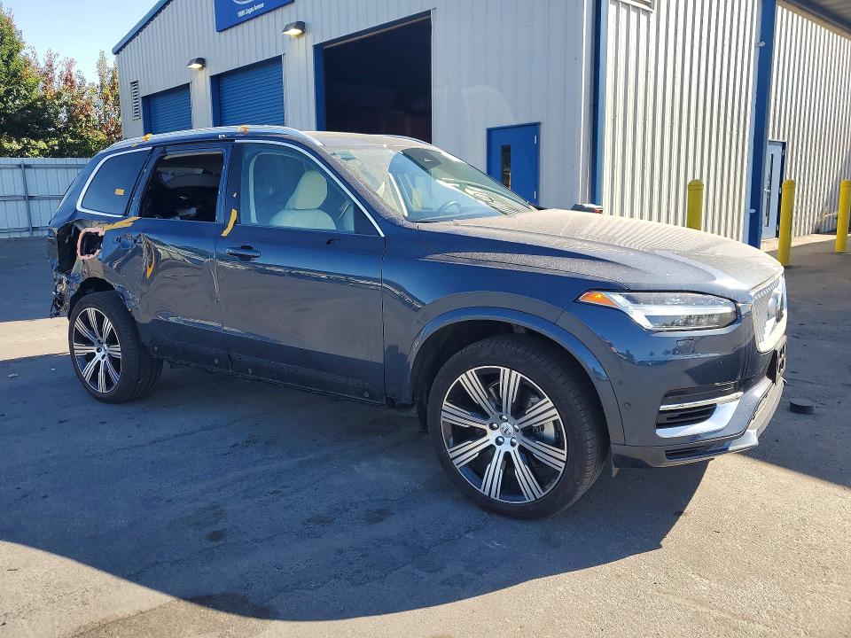 2025 Volvo Xc90 VIN YV4H60PF2S1309586 COPART salvage auction — REAR END, Ca - Salvage Certificate, sold $22,600 on 2026-08-06 (photo 4)