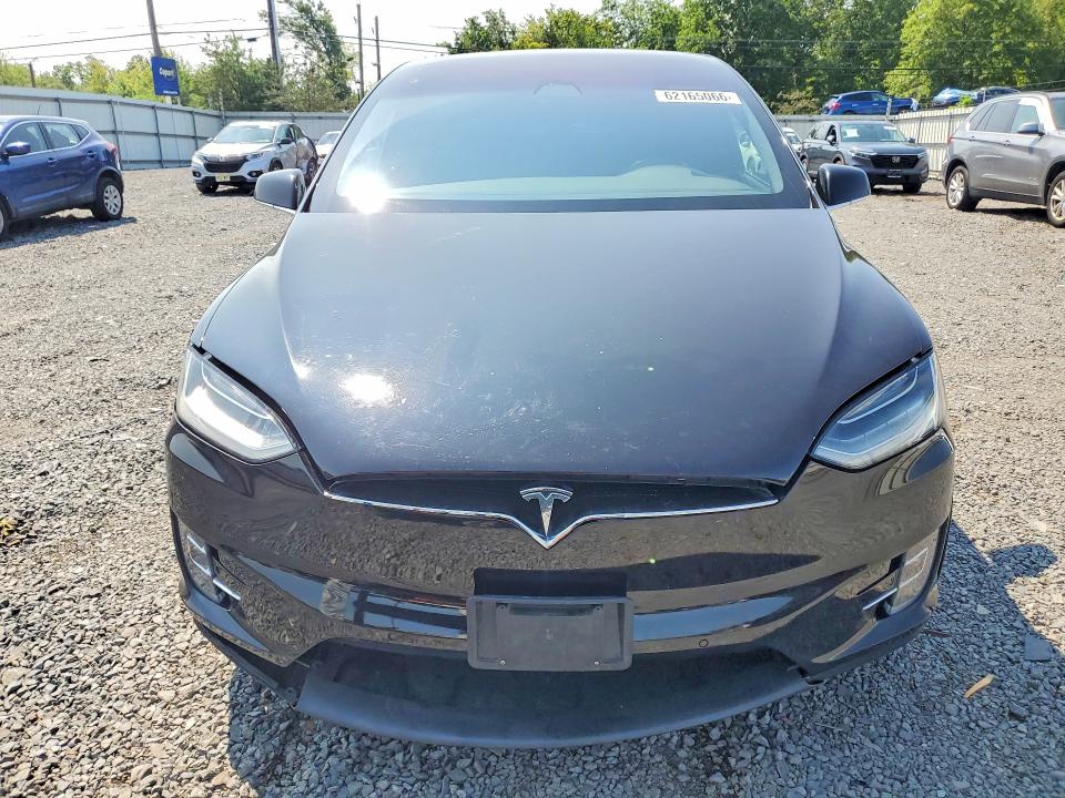 2018 Tesla Model x VIN 5YJXCDE28JF099953 COPART salvage auction — WATER/FLOOD, Nj - Cert Of Title-Salvage Flood, sold $5,800 on 2026-07-31 (photo 5)