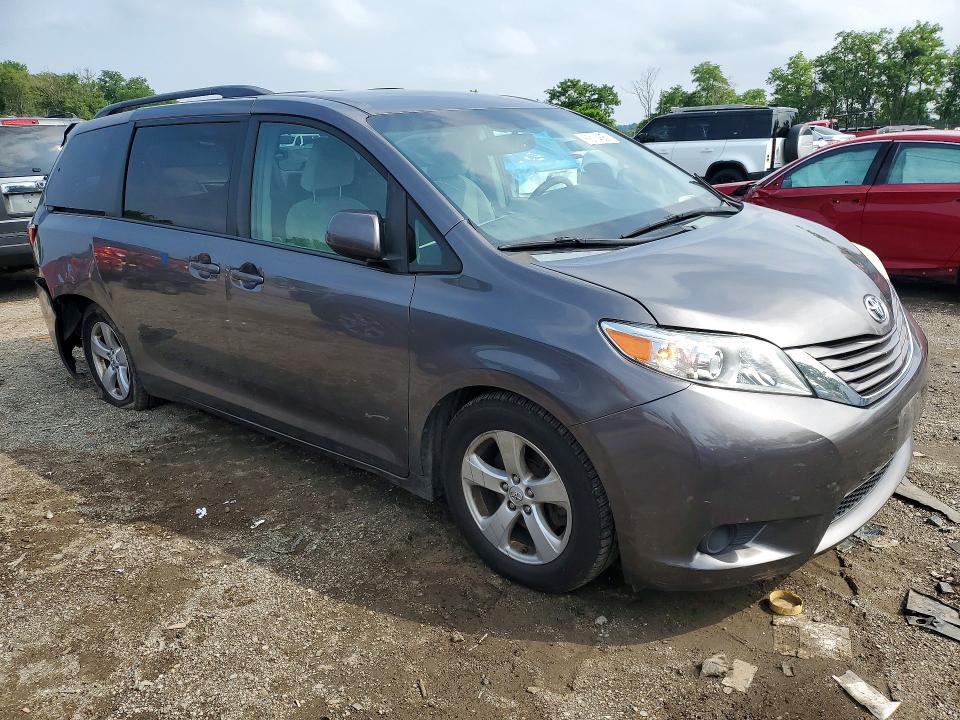 2015 Toyota VIN 5TDKK3DC0FS555318 COPART salvage auction — REAR END, Salvage Title, sold $1,050 on 2026-07-30 (photo 4)