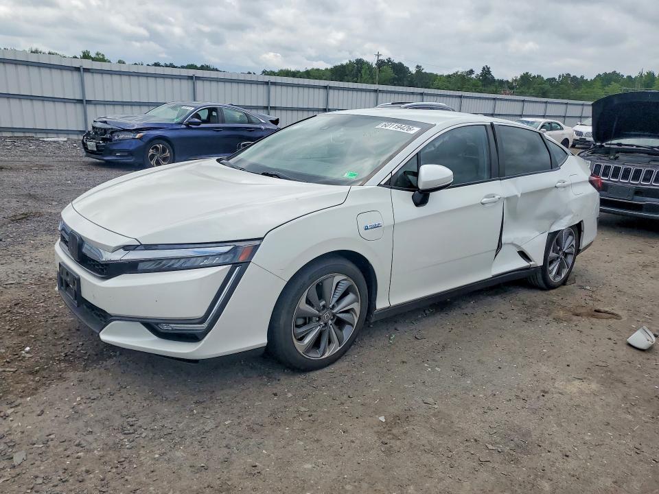 2018 Honda Clarity VIN JHMZC5F30JC013133 COPART salvage auction — SIDE, VA - CERT OF TITLE - SALVAGE, sold $500 on 2026-07-29 (photo 1)