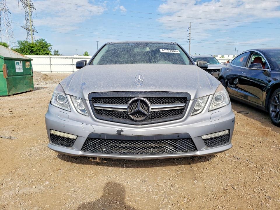 2013 Mercedes-benz E-klasse amg VIN WDDHF7EB3DA732231 COPART salvage auction — NORMAL WEAR, Il - Cert Of Title-Rebuilt, sold $3,800 on 2026-07-30 (photo 5)