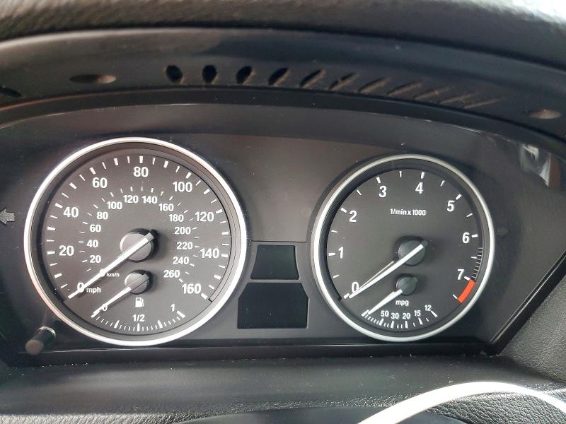 2013 BMW X5 VIN 5UXZV8C57DL426589 COPART salvage auction — MINOR DENT/SCRATCHES, Fl - Certificate Of Title, sold $300 on 2026-07-29 (photo 9)