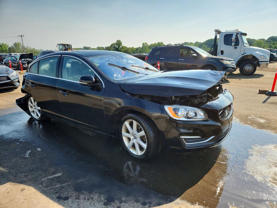 2016 Volvo S60 VIN YV1612TK5G2391476 COPART salvage auction — ALL OVER, Ct - Cert Of Title-Parts Only Salva, sold $1,100 on 2026-08-18 (photo 4)
