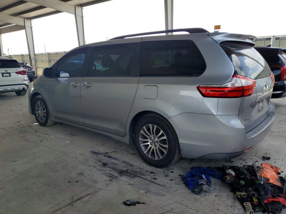2018 Toyota Sienna VIN 5TDYZ3DC2JS905000 COPART salvage auction — MINOR DENT/SCRATCHES, Fl - Certificate Of Title (P), sold $7,000 on 2026-07-22 (photo 2)
