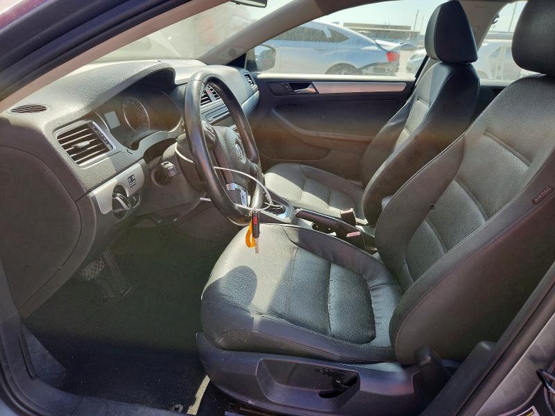 2012 Volkswagen Jetta VIN 3VWLL7AJ6CM017582 COPART salvage auction — NORMAL WEAR, TX - CERTIFICATE OF TITLE (P), sold $225 on 2026-07-30 (photo 7)