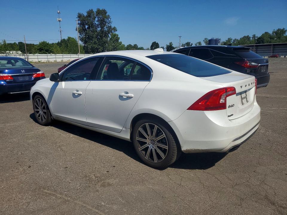 2016 Volvo VIN LYV402FK3GB109264 COPART salvage auction — NORMAL WEAR, Or - Certificate Of Title, sold $750 on 2026-07-17 (photo 2)