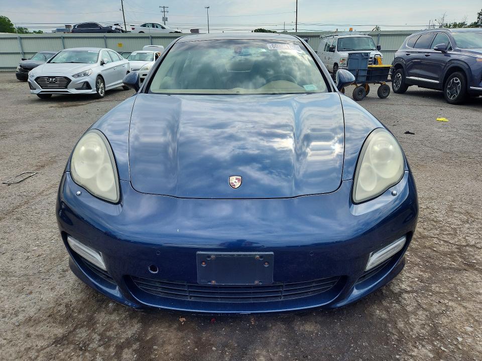 2010 Porsche Panamera VIN WP0AC2A7XAL090907 COPART salvage auction — MINOR DENT/SCRATCHES, Pa - Cert Of Title-W&R=Flood&Recnst, sold $7,200 on 2026-07-17 (photo 5)