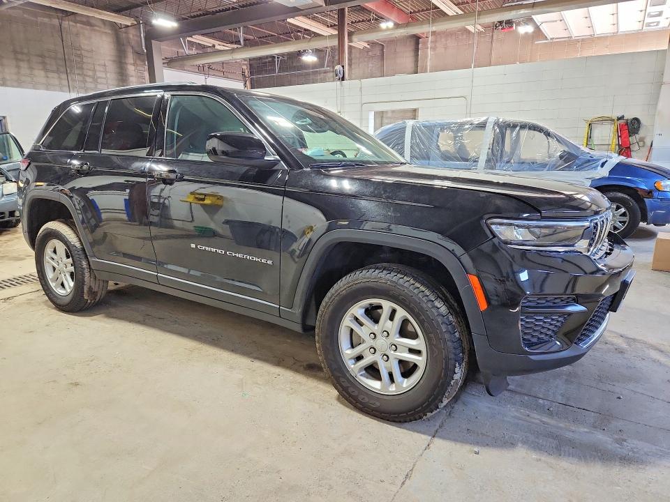 2023 Jeep Cherokee VIN 1C4RJHAG0PC642726 COPART salvage auction — FRONT END, Mn - Cert Of Title-Salvage, sold $7,100 on 2026-08-20 (photo 4)