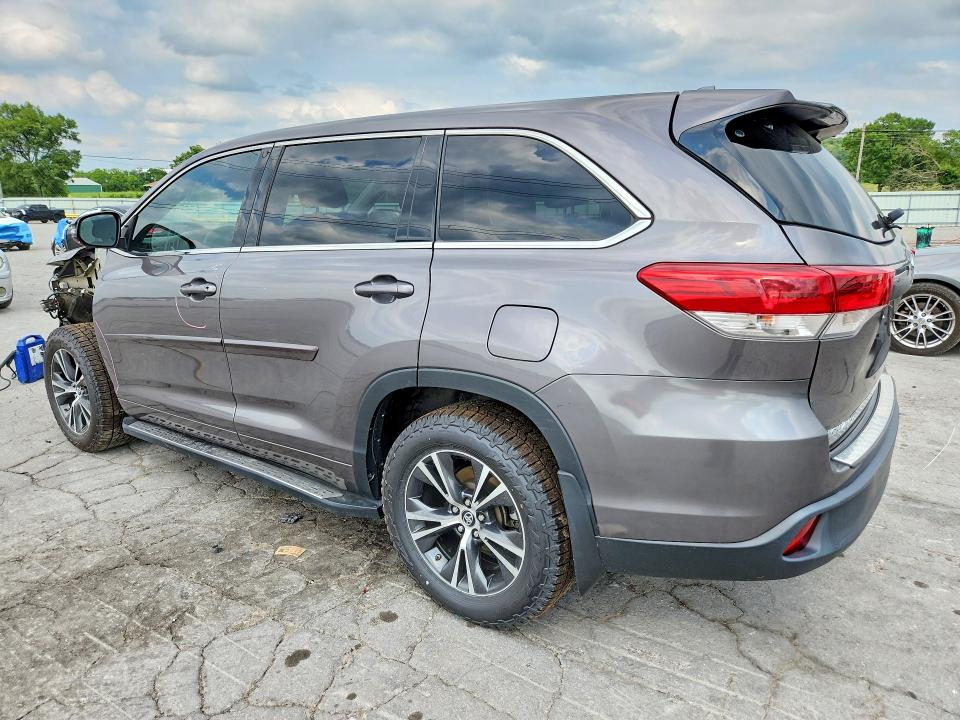 2018 Toyota Highlander VIN 5TDBZRFH5JS812280 COPART salvage auction — FRONT END, Tx - Salvage Vehicle Title, sold $6,400 on 2026-07-27 (photo 2)