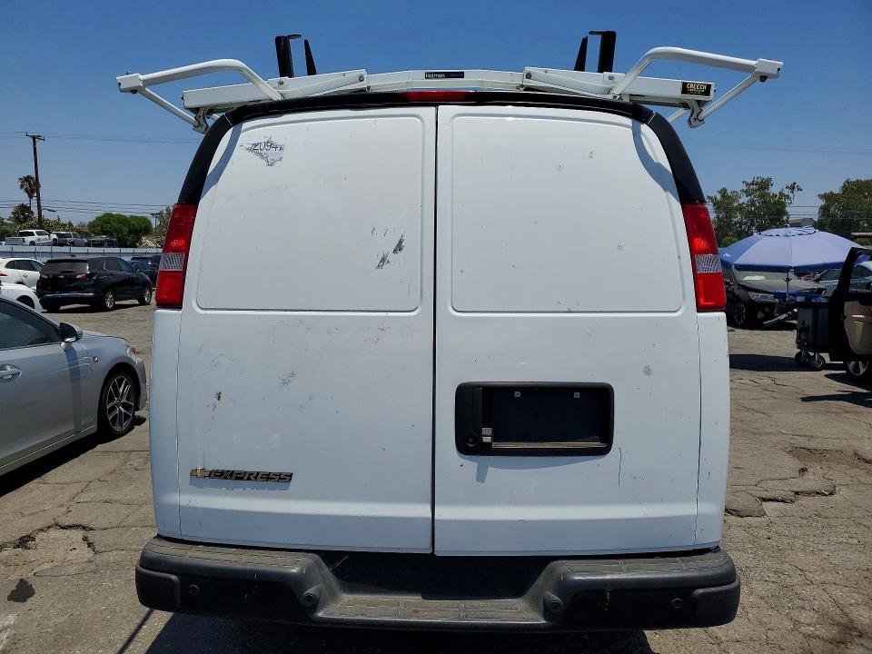 2025 Chevrolet Express VIN 1GCWGAFP7S1113098 COPART salvage auction — FRONT END, Ca - Dis/Dlr/Exp Only Clean Title (P), sold $7,100 on 2026-07-30 (photo 6)