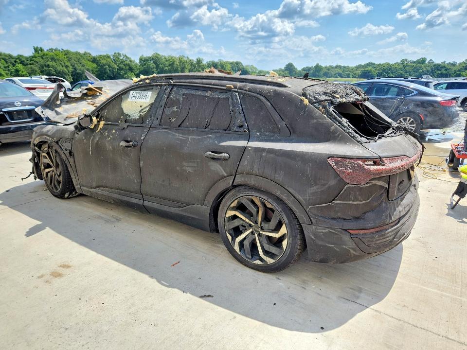 2024 Audi Q8 VIN WA15AAGE5RB065478 COPART salvage auction — BURN, GA - BILL OF SALE - PARTS ONLY, sold $975 on 2026-07-16 (photo 2)