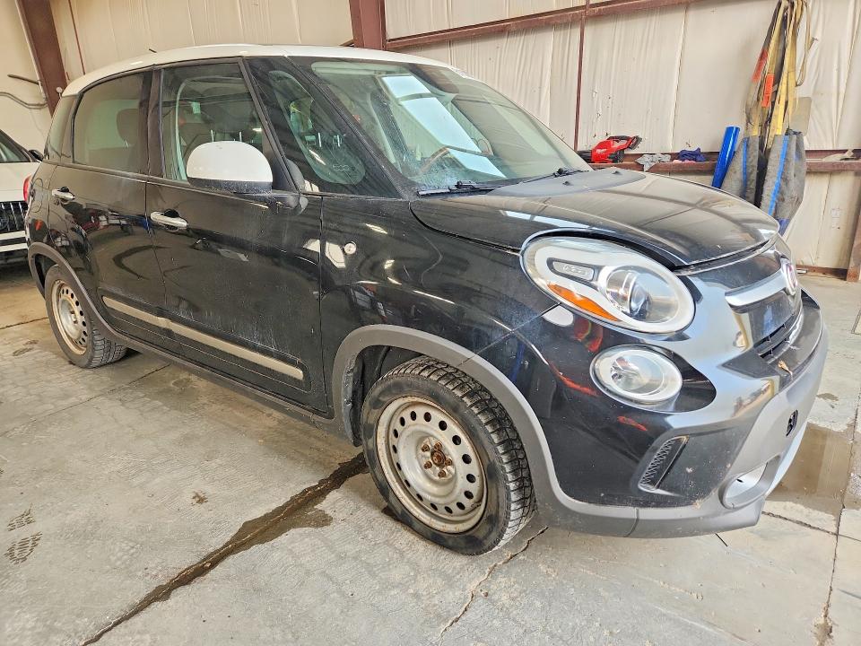 2014 Fiat 500 VIN ZFBCFADH5EZ025483 COPART salvage auction — REAR END, Ab - Bos - Salvage, sold $1,400 on 2026-08-06 (photo 4)