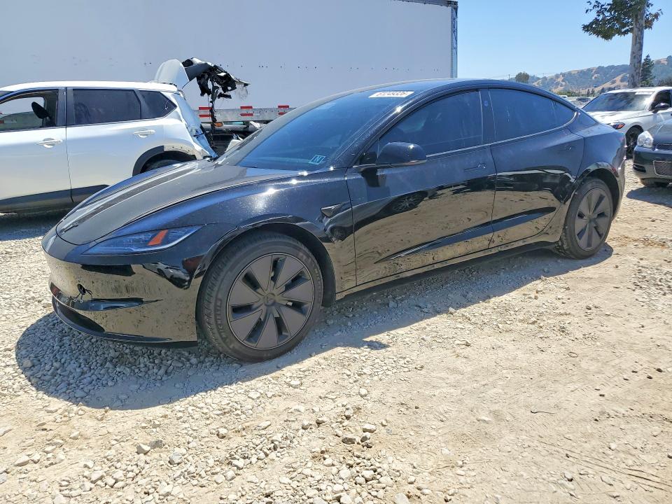 2025 Tesla Model 3 VIN 5YJ3E1EA8SF941562 — COPART salvage auction photo