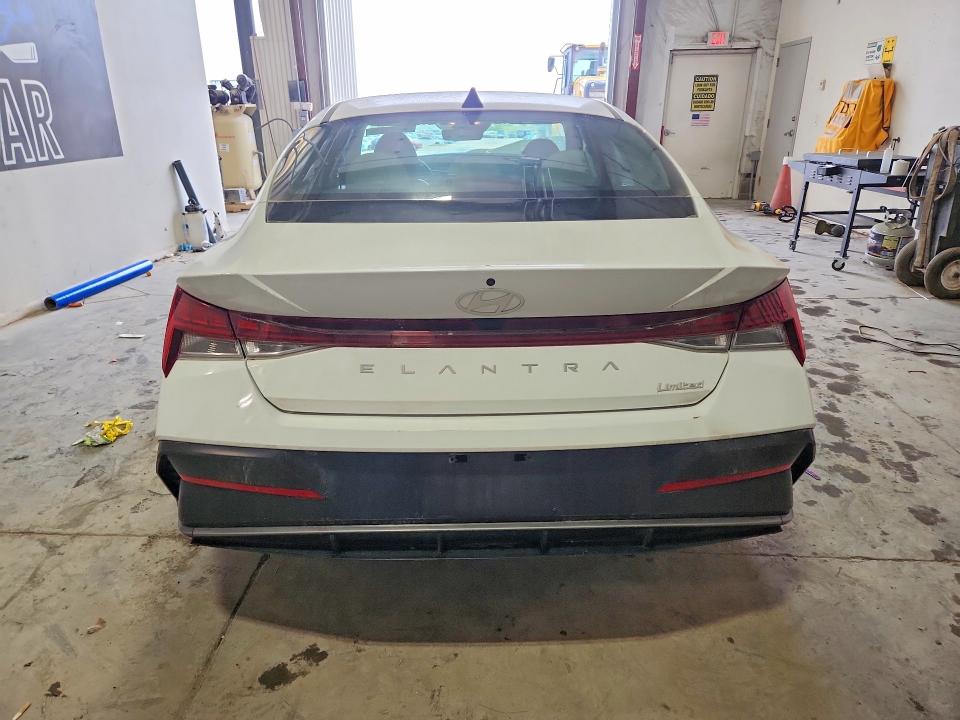 2025 Hyundai Elantra VIN KMHLP4DG1SU033085 COPART salvage auction — FRONT END, Ne - Certificate Of Title (P), sold $11,700 on 2026-07-27 (photo 6)