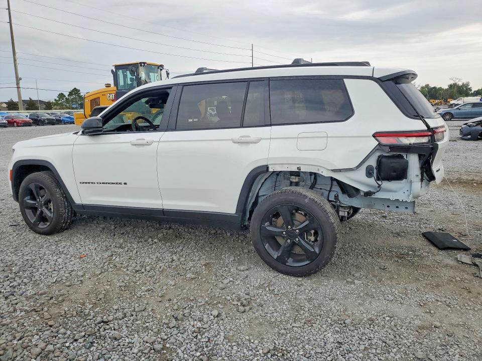 2025 Jeep Grand cherokee VIN 1C4RJKBG5S8651316 COPART salvage auction — REAR END, Fl - Cert Of Title Slvg Rebuildable, sold $17,200 on 2026-08-21 (photo 2)