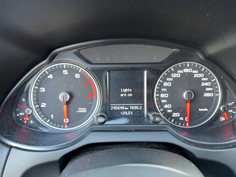 2013 Audi Q5 VIN WA1CFCFP2DA003395 COPART salvage auction — MINOR DENT/SCRATCHES, ON - PERMIT NO BRAND - UNFIT (P), sold $600 on 2026-07-28 (photo 8)