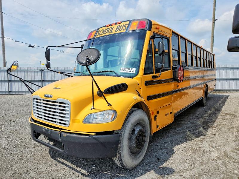 2012 Thomas Saf-t-liner c2 VIN 4UZABRDT0CCBN9741 COPART salvage auction — NORMAL WEAR, IL - CERTIFICATE OF TITLE, sold $2,000 on 2026-09-09 (photo 2)