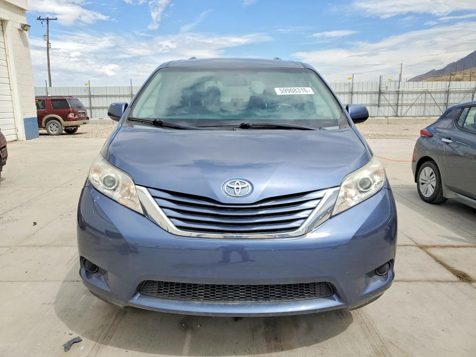 2015 Toyota Sienna VIN 5TDKK3DC6FS582653 COPART salvage auction — NORMAL WEAR, Ut - Certificate Of Title, sold $21,500 on 2026-07-13 (photo 5)
