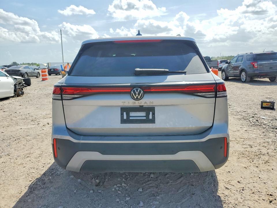 2026 Volkswagen Tiguan VIN 3VVCR7RM0TM017028 COPART salvage auction — FRONT END, Tx - Salvage Vehicle Title, sold $9,300 on 2026-07-30 (photo 6)