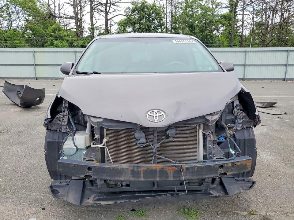 2011 Toyota Sienna VIN 5TDKK3DC3BS095646 COPART salvage auction — FRONT END, NY - MV-907A SALVAGE CERTIFICATE, sold $500 on 2026-07-20 (photo 5)