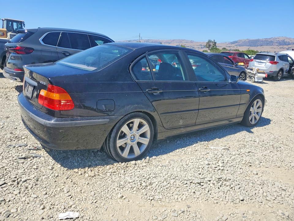 2002 BMW 3 series VIN WBAET37472NG80783 COPART salvage auction — MINOR DENT/SCRATCHES, Ca - Dis/Dlr/Exp Only Clean Title, sold $450 on 2026-07-28 (photo 3)