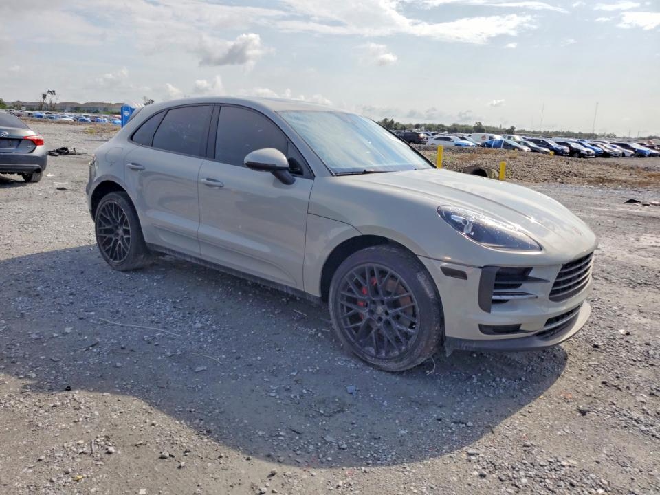 2021 Porsche Macan VIN WP1AB2A59MLB36229 COPART salvage auction — MINOR DENT/SCRATCHES, Fl - Certificate Of Title, sold $22,500 on 2026-08-14 (photo 4)