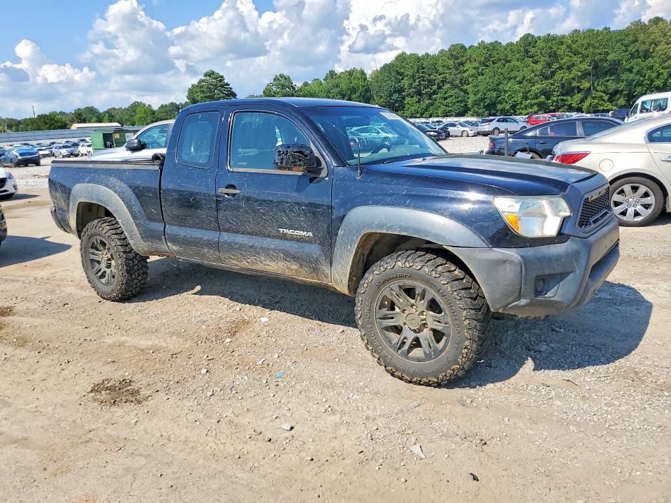 2015 Toyota Tacoma VIN 5TFUU4EN9FX136774 COPART salvage auction — REAR END, Ms - Certificate Of Title, sold $5,400 on 2026-07-10 (photo 4)