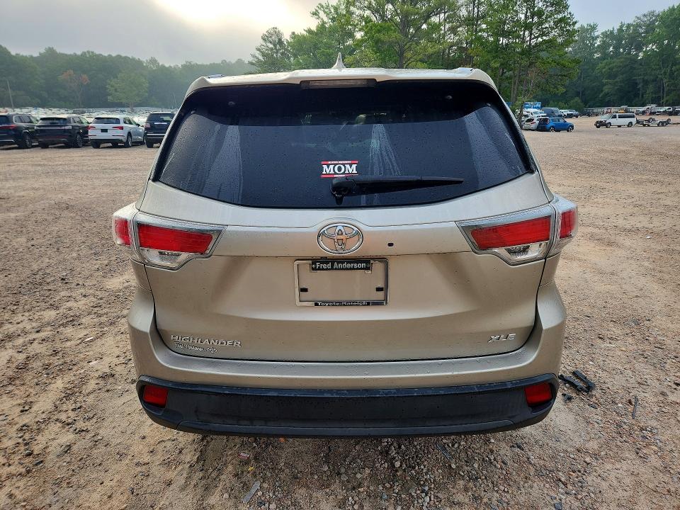 2016 Toyota Highlander VIN 5TDKKRFH6GS143014 COPART salvage auction — FRONT END, Nc - Salvage Certificate Of Title, sold $275 on 2026-07-31 (photo 6)