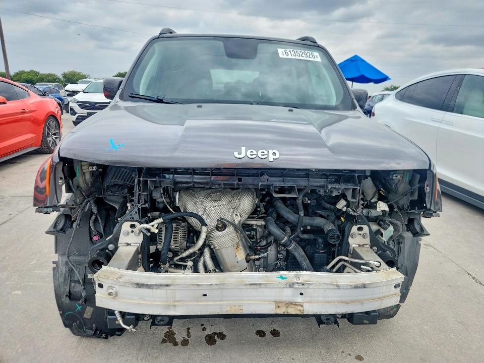 2020 Jeep Renegade VIN ZACNJABB5LPL09207 COPART salvage auction — FRONT END, Tx - Salvage Vehicle Title, sold $1,250 on 2026-08-10 (photo 5)