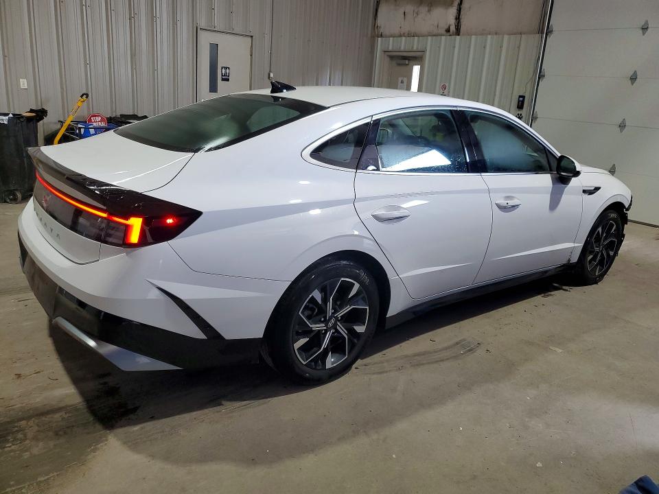 2025 Hyundai Sonata VIN KMHL64JA1SA489382 COPART salvage auction — FRONT END, FL - CERT OF TITLE SLVG REBUILDABLE, sold $8,700 on 2026-07-20 (photo 3)