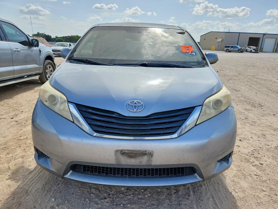 2012 Toyota Sienna VIN 5TDKK3DC4CS196373 COPART salvage auction — SIDE, Tx - Certificate Of Title, sold $1,500 on 2026-07-23 (photo 5)