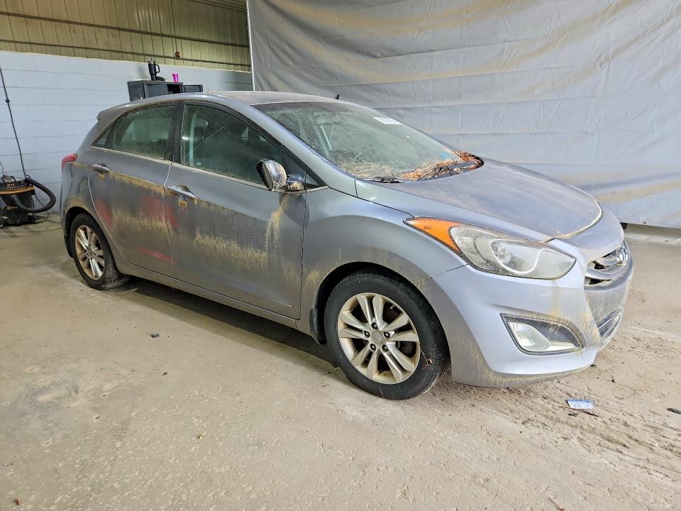 2014 Hyundai Elantra VIN KMHD35LH1EU170869 COPART salvage auction — NORMAL WEAR, Nh - Certificate Of Title, sold $825 on 2026-07-30 (photo 4)