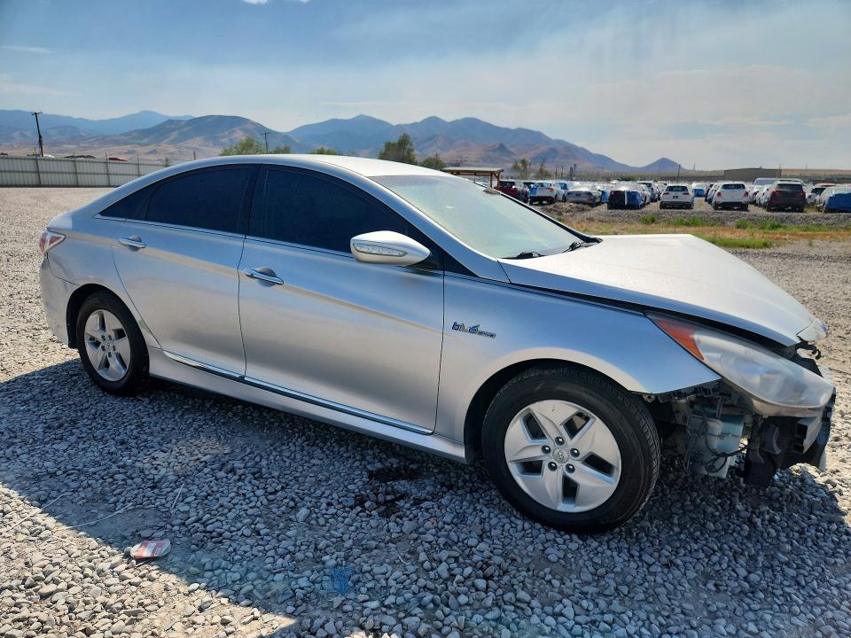 2012 Hyundai Sonata VIN KMHEC4A48CA020397 COPART salvage auction — FRONT END, UT - SALVAGE CERTIFICATE, sold $150 on 2026-07-24 (photo 4)