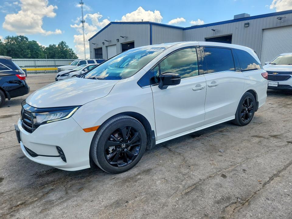 2024 Honda Odyssey VIN 5FNRL6H74RB003050 COPART salvage auction — HAIL, MO - CERTIFICATE OF TITLE, sold $13,700 on 2026-07-29 (photo 1)