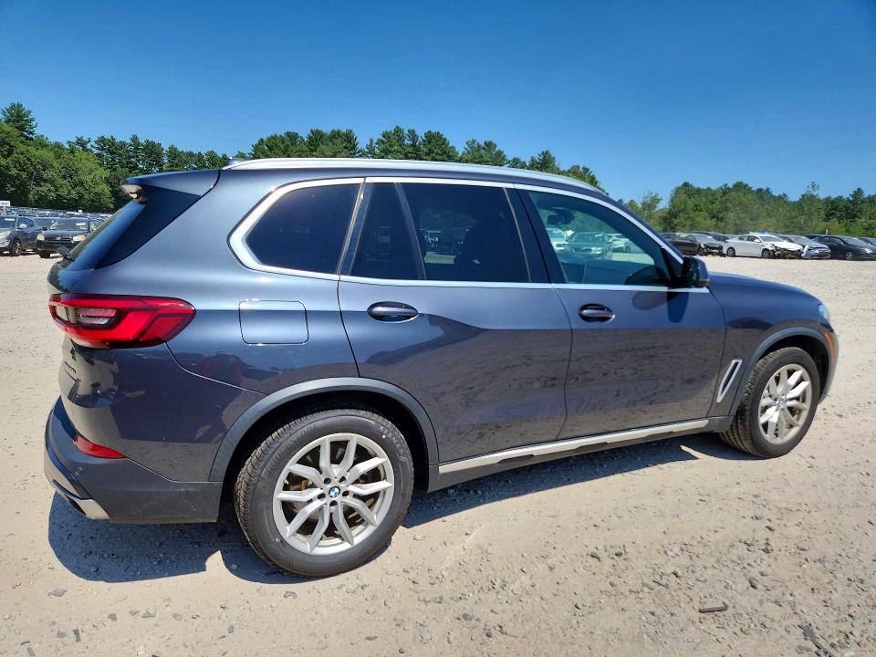 2019 BMW X5 VIN 5UXCR6C58KLL09051 COPART salvage auction — MINOR DENT/SCRATCHES, MT - CERTIFICATE OF TITLE (P), sold $6,800 on 2026-07-23 (photo 3)