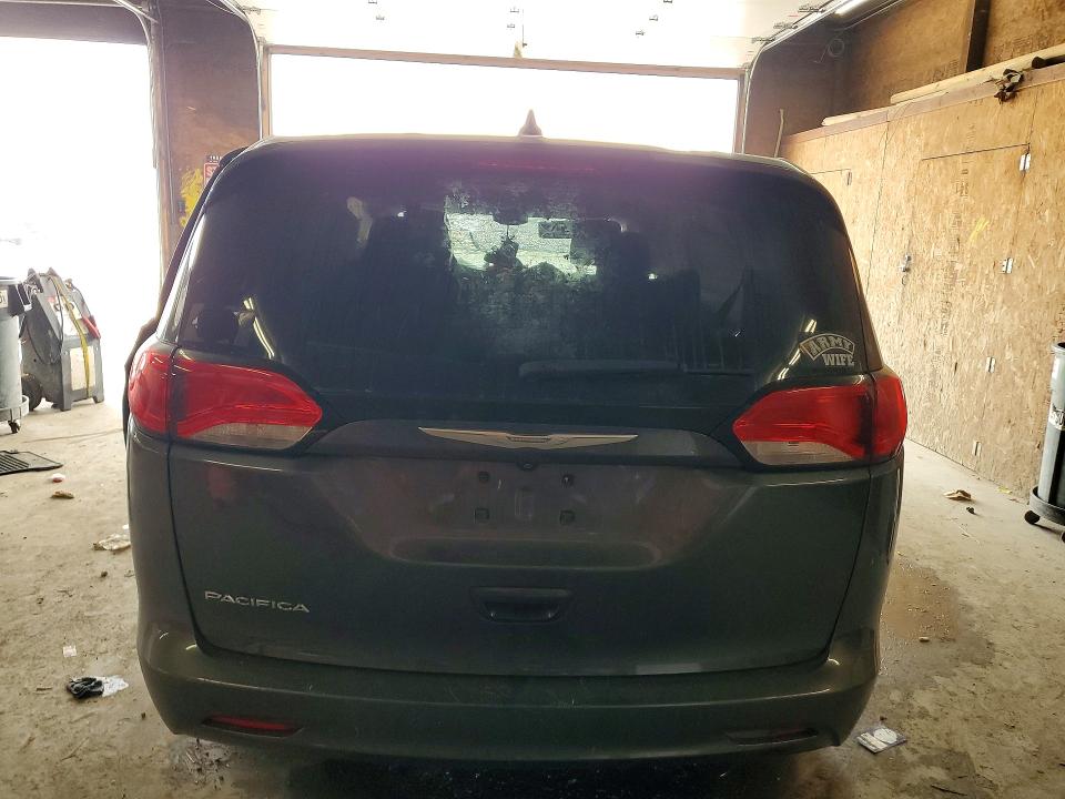 2017 Chrysler Pacifica VIN 2C4RC1DGXHR835990 COPART salvage auction — ROLLOVER, Pa - Certificate Of Salvage, sold $575 on 2026-08-29 (photo 6)