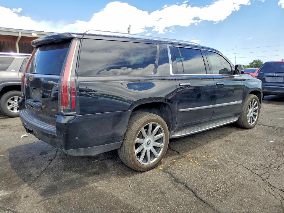 2019 Cadillac Escalade VIN 1GYS3HKJ8KR158745 COPART salvage auction — NORMAL WEAR, Tx - Certificate Of Title (P), sold $4,000 on 2026-07-28 (photo 3)