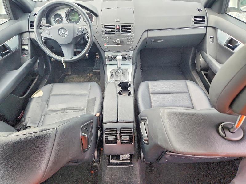 2008 Mercedes-benz C-klasse VIN WDDGF54X48R025000 COPART salvage auction — SIDE, Fl - Cert Of Title Slvg Rebuildable, sold $300 on 2026-08-12 (photo 8)