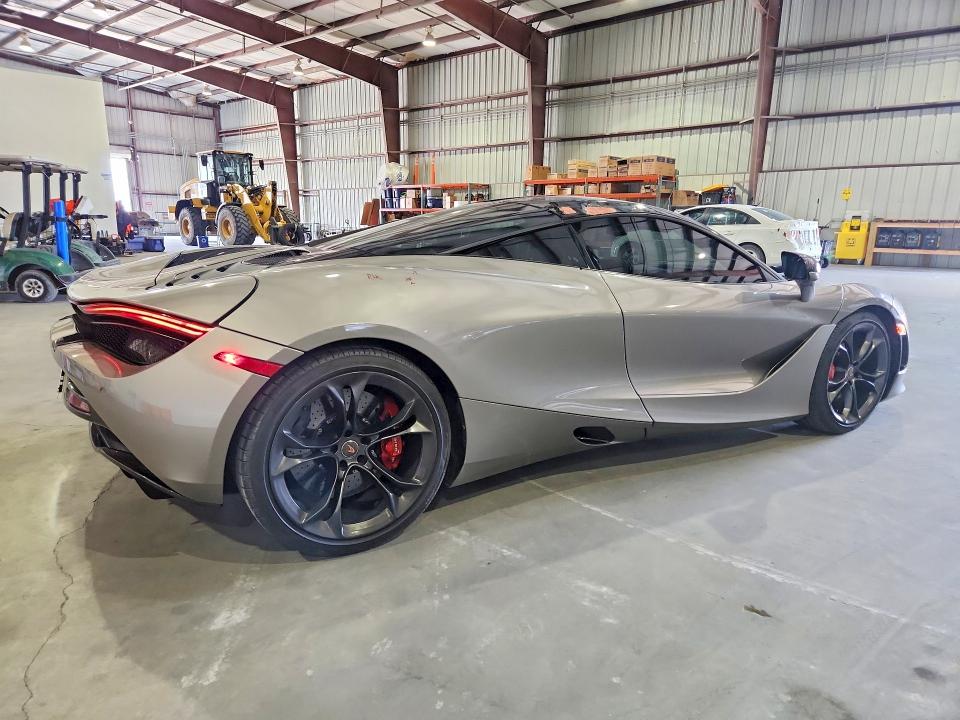 2018 Mclaren 720s VIN SBM14DCA3JW002108 COPART salvage auction — ROOF, Fl - Cert Of Title W/Slvg History, sold $55,500 on 2026-07-29 (photo 3)