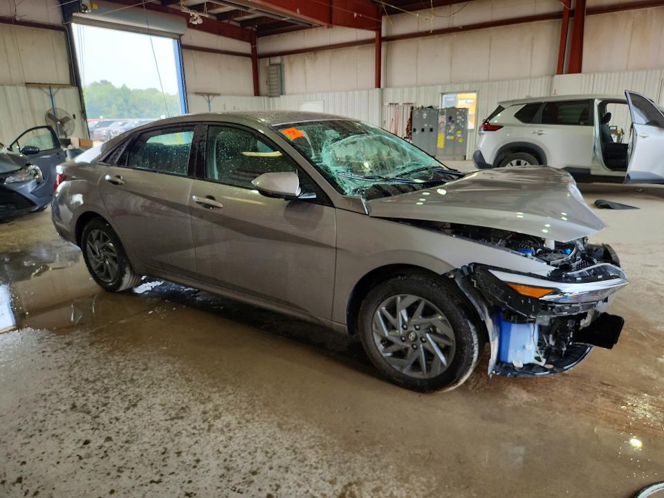 2024 Hyundai Elantra VIN KMHLM4DG6RU785982 COPART salvage auction — FRONT END, Fl - Certificate Of Destruction, sold $3,650 on 2026-07-20 (photo 4)