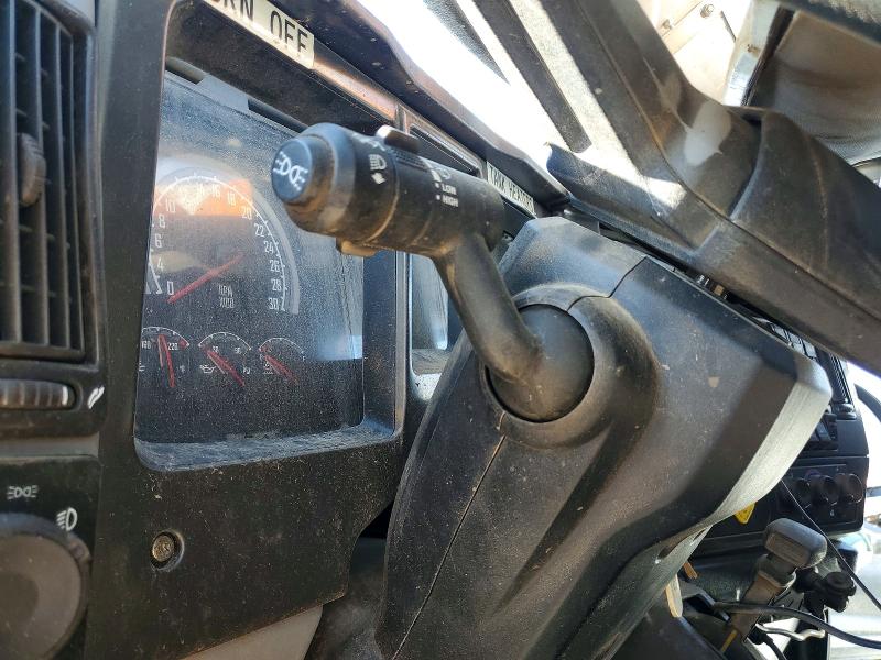 2024 Mack Md VIN 1M2MDBAA7RS013141 COPART salvage auction — ROLLOVER, CO - DIS/DLR/EXP ONLY CLEAN TITLE, sold $5,800 on 2026-09-25 (photo 9)