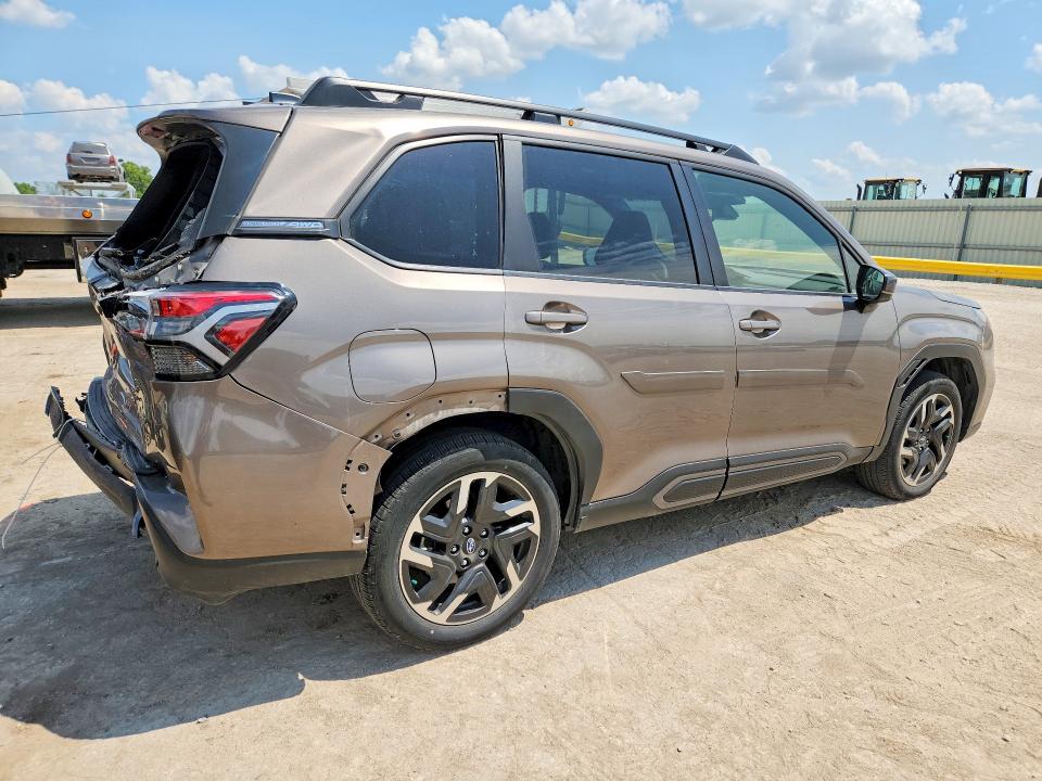 2025 Subaru Forester VIN JF2SLDRC3SH437047 COPART salvage auction — REAR END, Ks - Cert Of Title-Salvage, sold $11,500 on 2026-08-24 (photo 3)