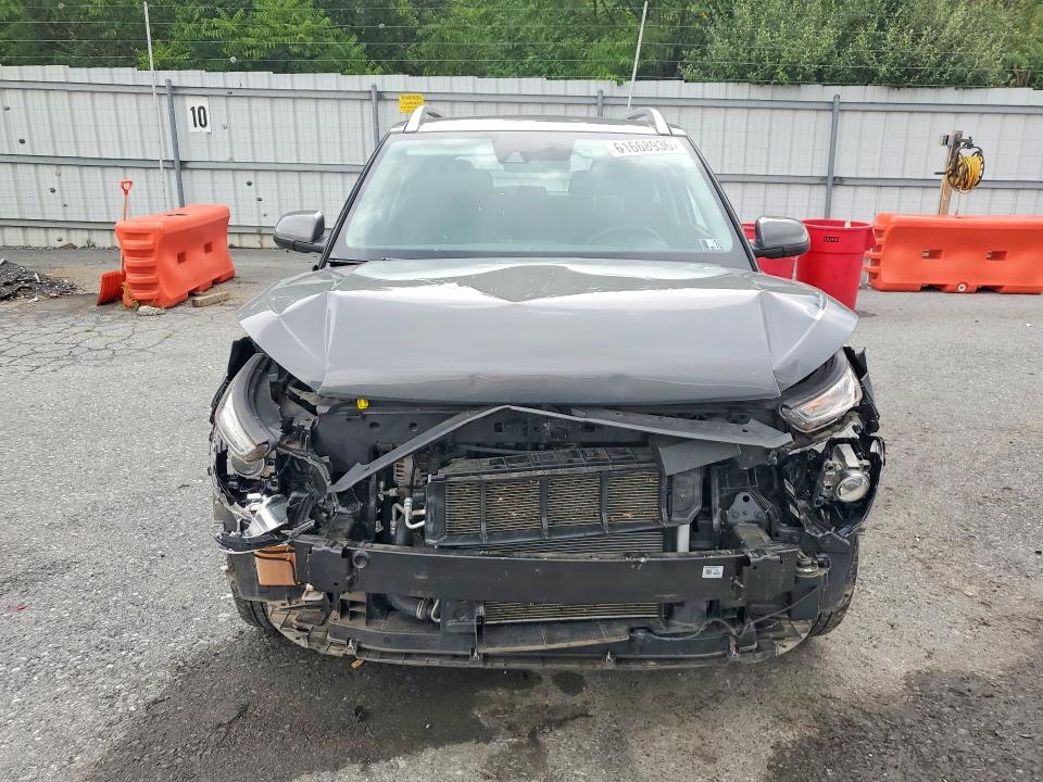 2022 Hyundai Venue VIN KMHRC8A36NU209390 COPART salvage auction — FRONT END, PA - CERTIFICATE OF SALVAGE, sold $2,750 on 2026-07-28 (photo 5)